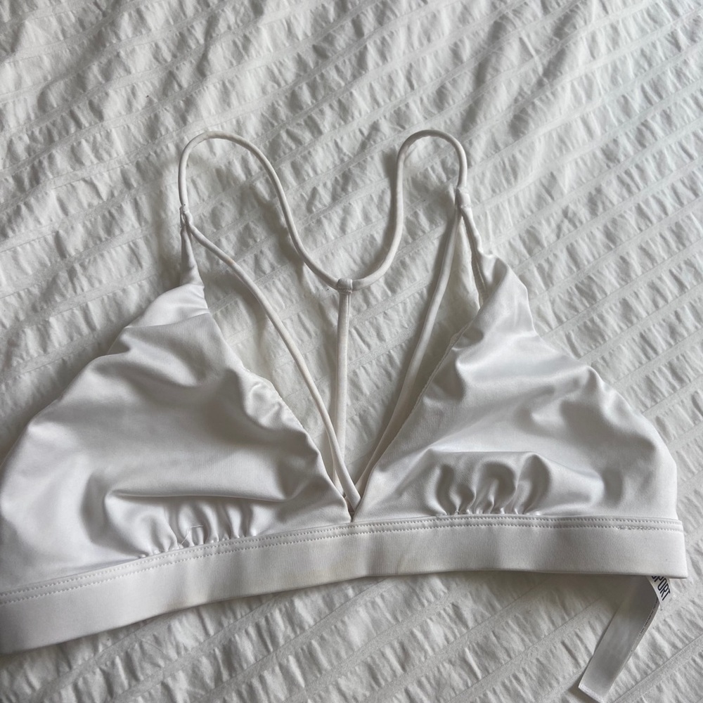 White strappy sports bra
